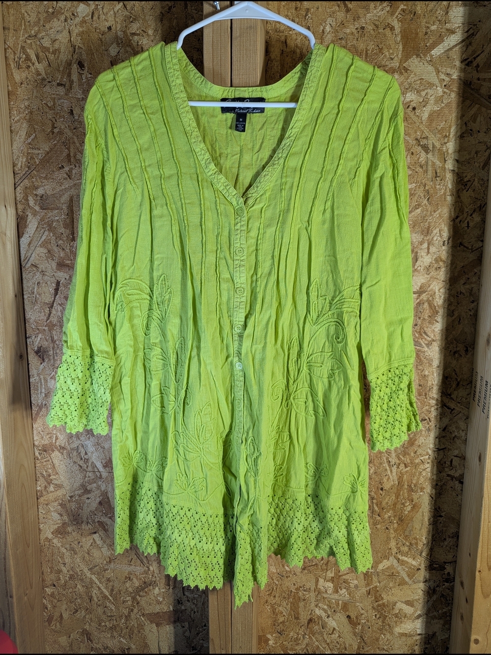 Gretty Zueger Longsleeve Lime Green Embroidered Button-Front Tunic